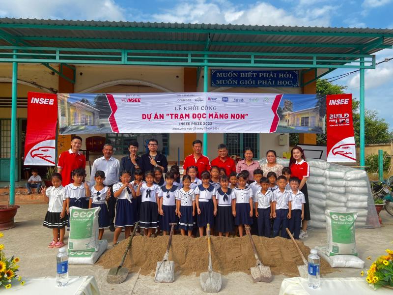 INSEE VIETNAM ORGANIZED THE GROUNDBREAKING CEREMONY OF “MANG NON” BOOK STATION IN BINH TRI COMMUNE, KIEN LUONG DISTRICT